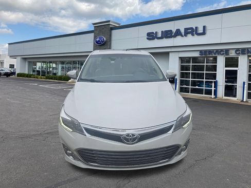 Used 2013 Toyota Avalon Limited FWD image 8
