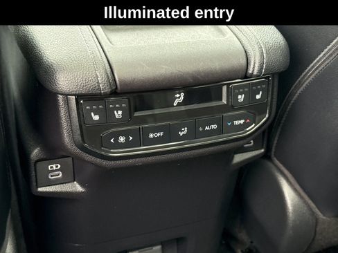 Used 2024 Toyota Grand Highlander MAX Platinum image 14