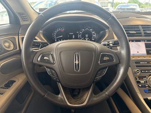 Used 2019 Lincoln MKZ Reserve w/ Luxury Package AWD/4WD image 13