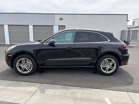 Used 2015 Porsche Macan S w/ Premium Package Plus AWD/4WD image 3
