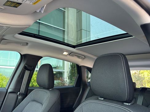 New 2025 Ford Escape Active w/ Active Premium Tech Pack FWD image 27