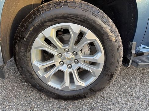 Used 2024 Chevrolet Silverado 1500 LTZ image 8