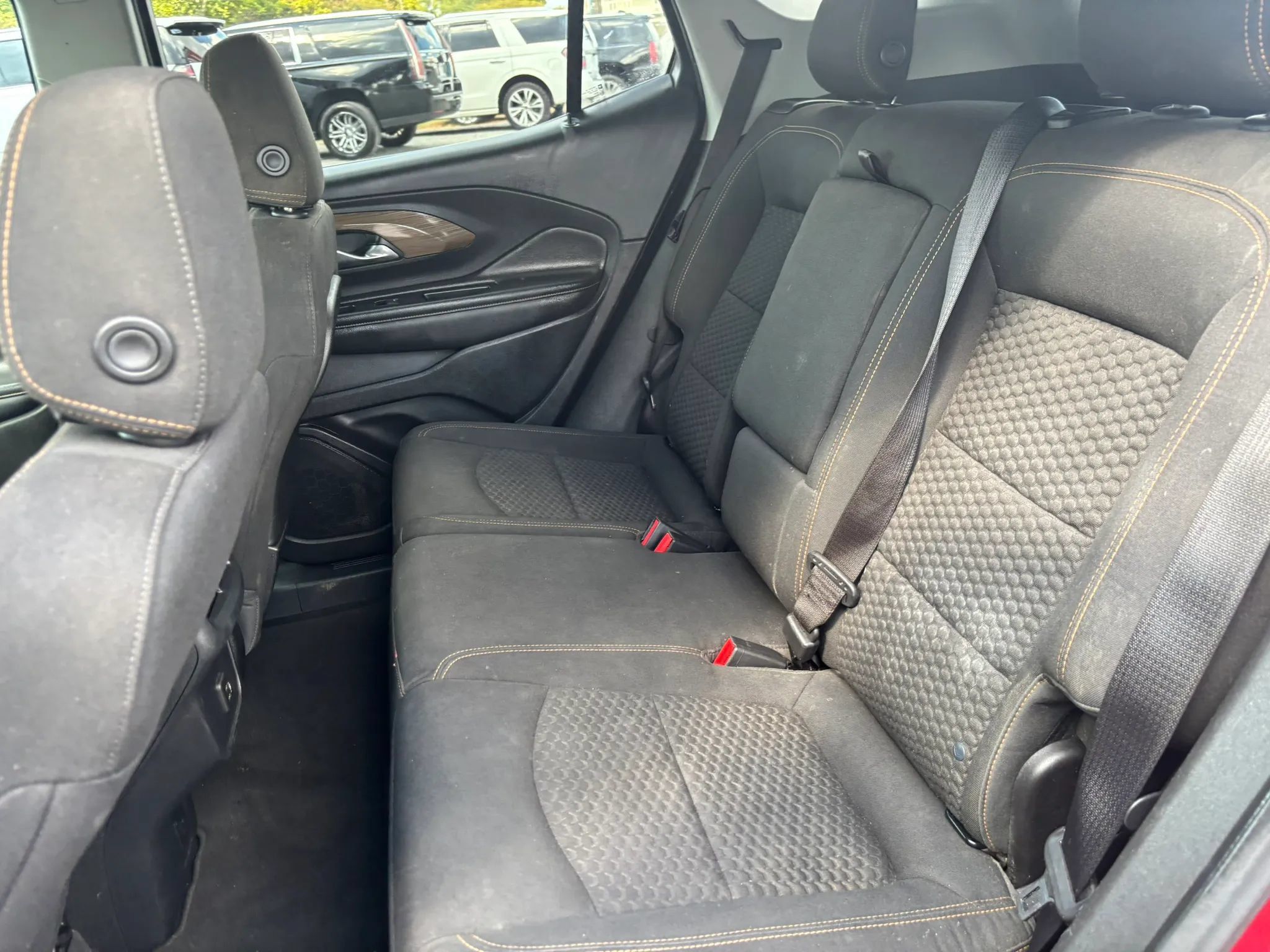 Used 2019 GMC Terrain SLE w/ Driver Convenience Package FWD image 14