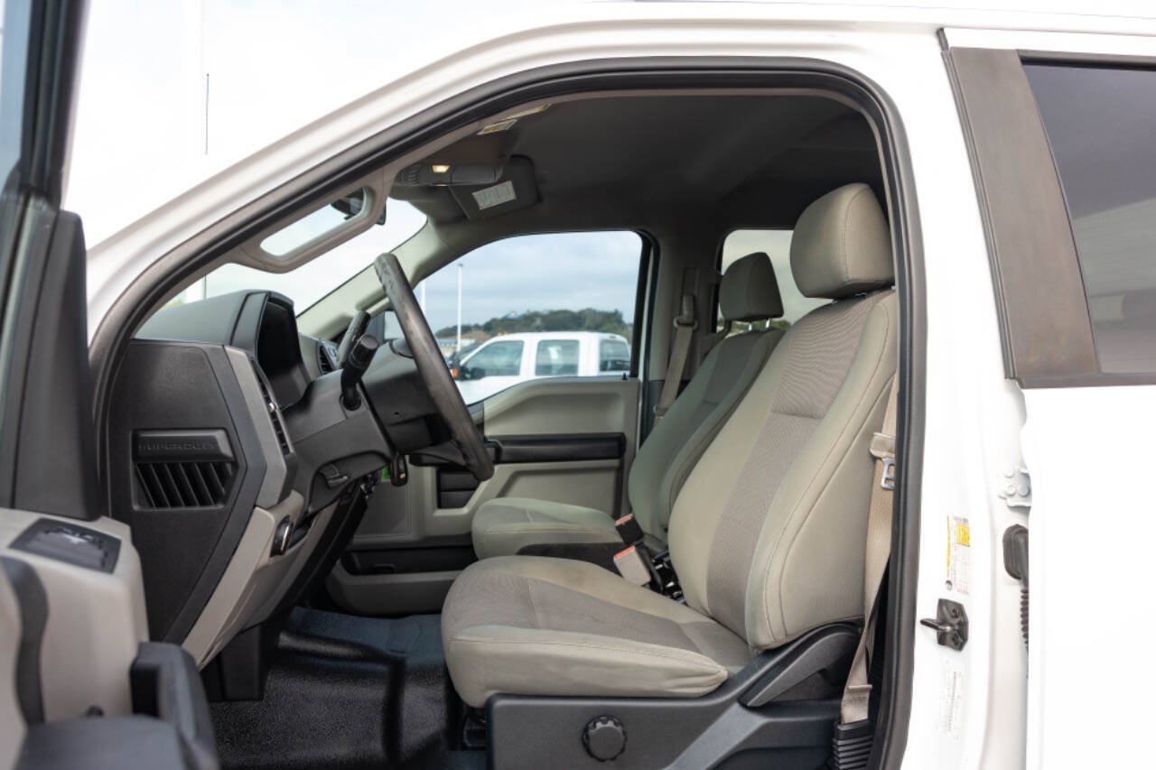 Used 2017 Ford F350 XL w/ Power Equipment Group AWD/4WD image 29