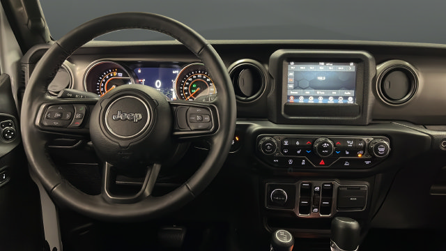 Used 2023 Jeep Gladiator Sport AWD/4WD image 12