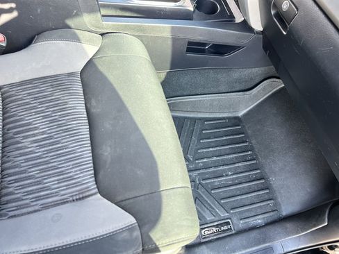 Used 2017 Toyota Tundra SR5 w/ TRD Off Road Package image 34