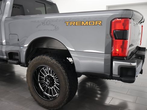 Used 2024 Ford F350 Lariat w/ Tremor Off-Road Package AWD/4WD image 34