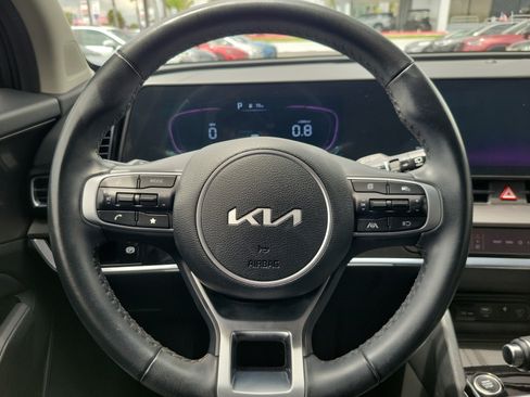 Used 2024 Kia Sportage EX FWD image 23