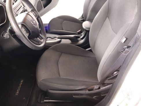 Used 2013 Dodge Avenger SE FWD image 9