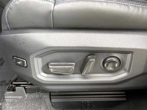 Certified 2025 Toyota Sequoia Platinum AWD/4WD image 33