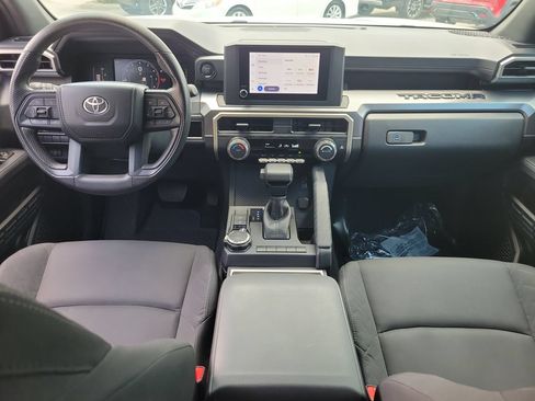 Used 2024 Toyota Tacoma SR5 AWD/4WD image 12
