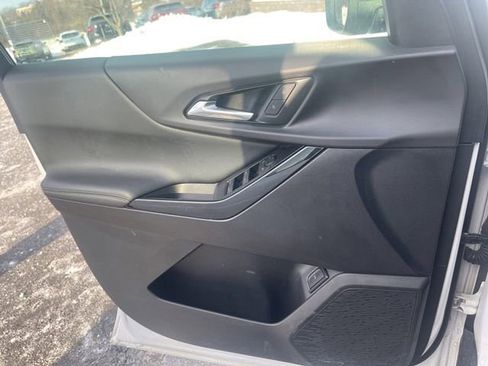 Certified 2025 Chevrolet Equinox LT w/ Convenience Package II image 19