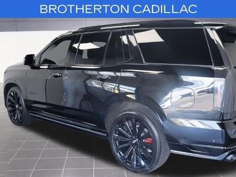 Used 2025 Cadillac Escalade V AWD/4WD image 4