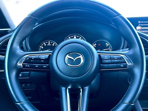 Used 2024 MAZDA MAZDA3 s image 27