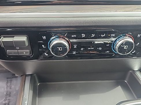 New 2026 GMC Sierra 1500 SLT w/ SLT Premium Plus Package image 26