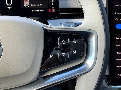 New 2025 Volvo EX90 Plus w/ Protection Package Premier image 18