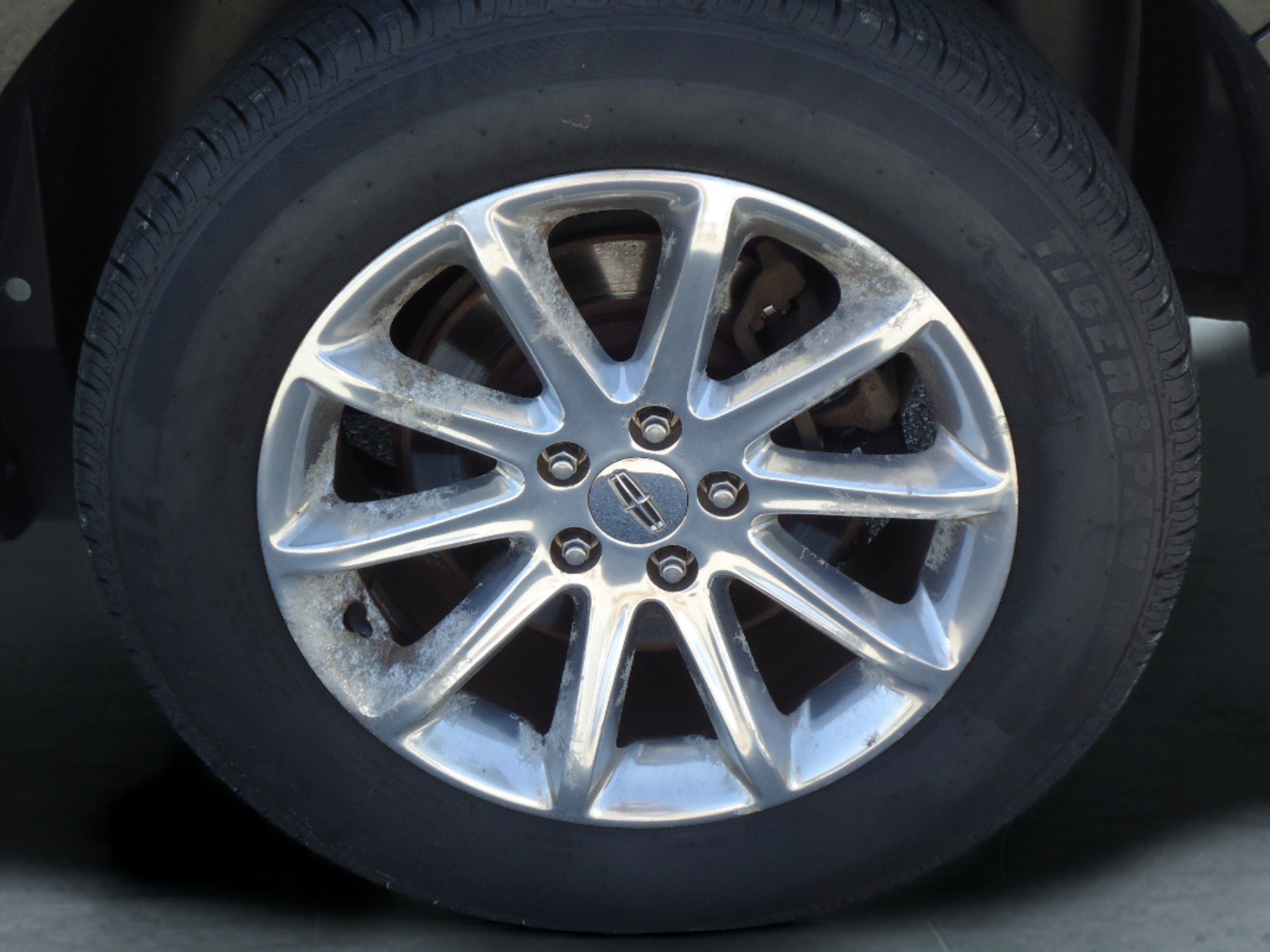 Used 2013 Lincoln MKX AWD image 9