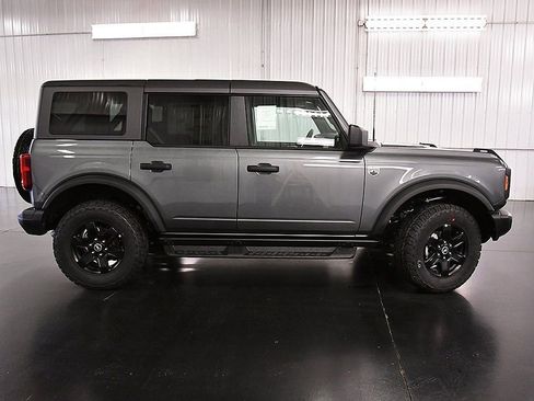 New 2025 Ford Bronco Big Bend w/ Black Diamond Package AWD/4WD image 8