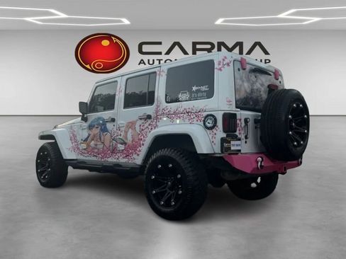 Used 2013 Jeep Wrangler Unlimited Sahara w/ Connectivity Group image 3