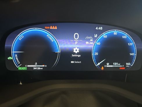 Used 2025 Toyota Camry XSE FWD image 18