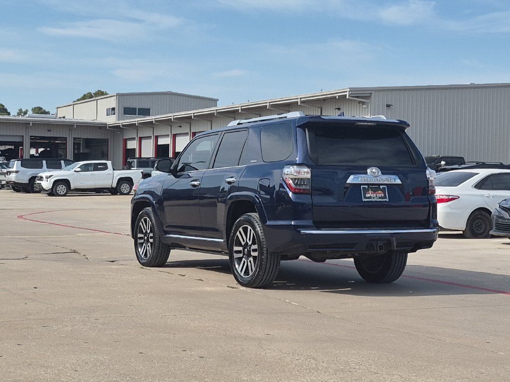 Used 2018 Toyota 4Runner Limited AWD/4WD image 4