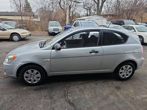 Used 2008 Hyundai Accent GS image 5