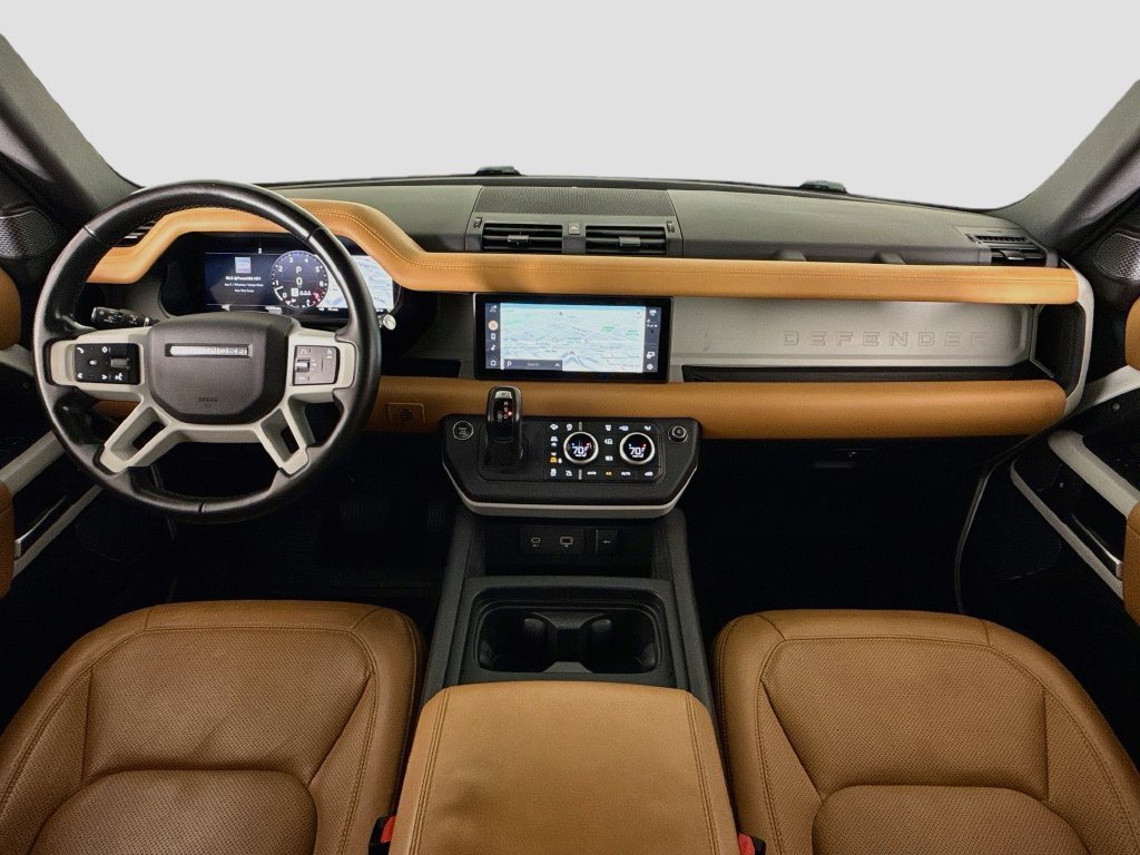 Used 2023 Land Rover Defender 110 SE AWD/4WD image 9