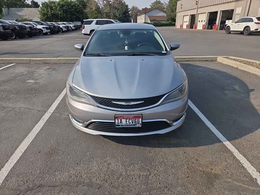 Used 2015 Chrysler 200 Limited FWD image 8