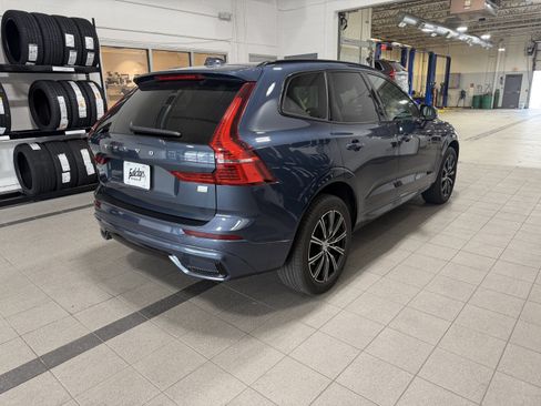 Used 2023 Volvo XC60 T8 Plus AWD/4WD image 9