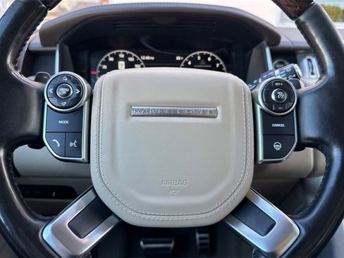 Used 2017 Land Rover Range Rover Supercharged image 22