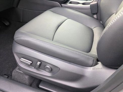 New 2026 Toyota Corolla Cross XLE image 4