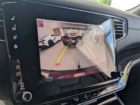 Used 2023 Jeep Wagoneer 4WD image 19