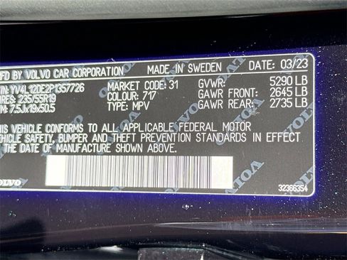 Used 2023 Volvo XC60 B5 Plus image 36