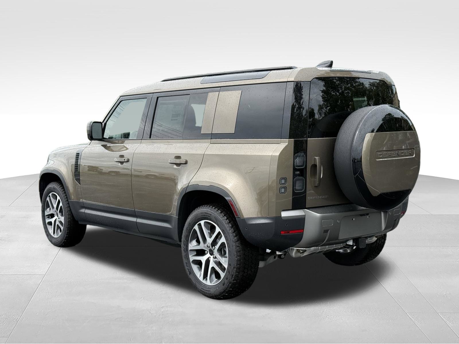 New 2026 Land Rover Defender 110 S AWD/4WD image 3