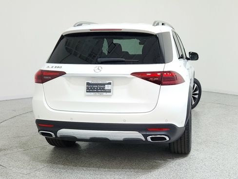 Certified 2025 Mercedes-Benz GLE 350 4MATIC image 2
