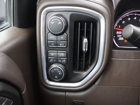 Used 2019 Chevrolet Silverado 1500 RST w/ All-Star Edition image 9