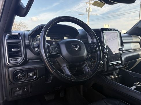 Used 2022 RAM 1500 Limited image 10