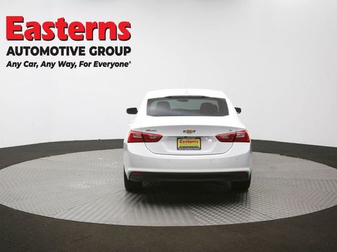 Used 2024 Chevrolet Malibu LT FWD image 39