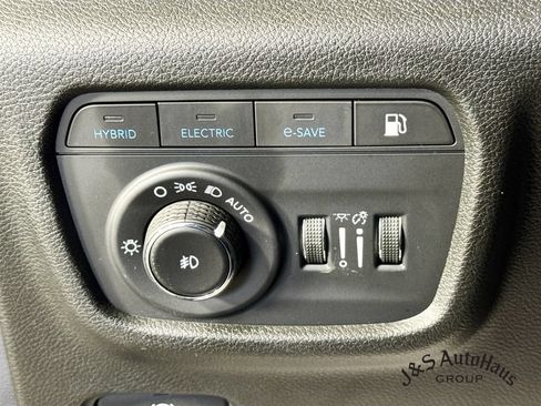 Used 2022 Jeep Grand Cherokee Limited 4xe AWD/4WD image 10