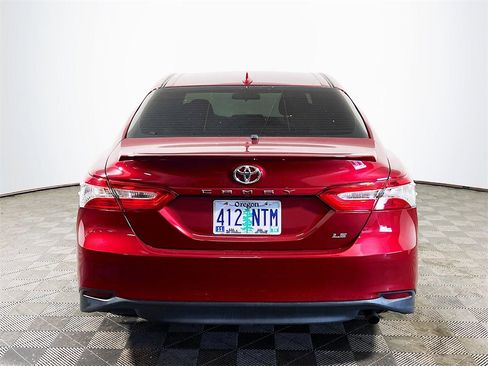 Certified 2019 Toyota Camry LE image 7