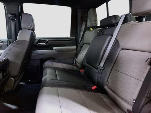 Used 2024 Chevrolet Silverado 2500 ZR2 w/ ZR2 Bison Edition AWD/4WD image 19