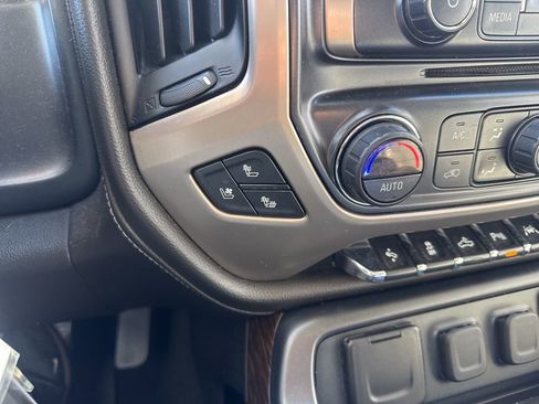 Used 2018 GMC Sierra 1500 Denali image 6