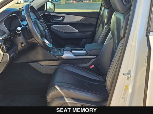 Used 2023 Acura MDX FWD w/ Technology Package image 11