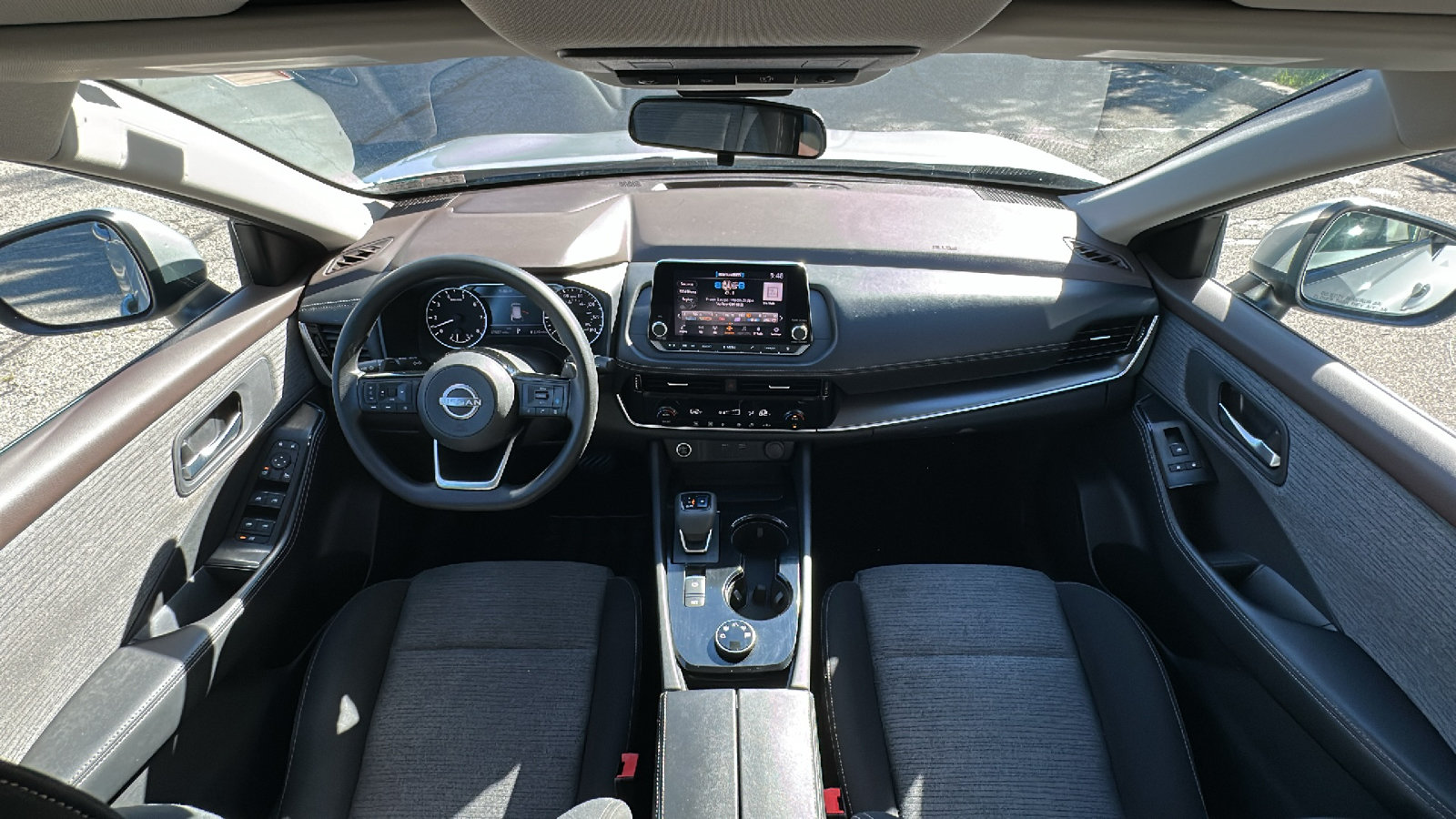 Certified 2022 Nissan Rogue SV AWD/4WD image 25