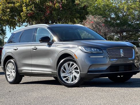 Certified 2022 Lincoln Corsair FWD image 2