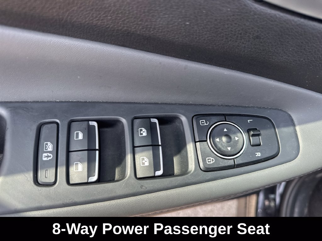 Used 2023 Hyundai Santa Fe SEL w/ Premium Package AWD/4WD image 12