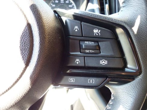 Used 2025 Subaru Forester Premium AWD/4WD image 28