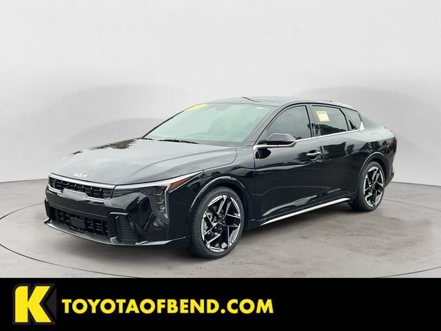 Used 2025 Kia K4 GT-Line w/ GT-Line Premium Package FWD image 1