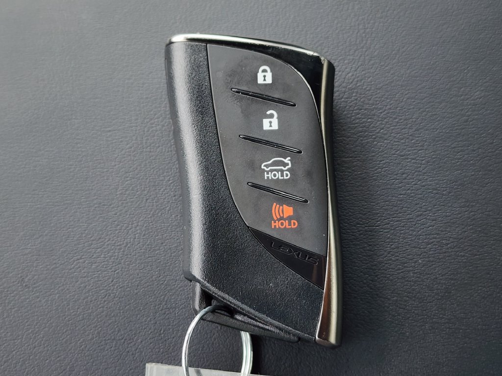 Used 2026 Lexus IS 350 F Sport w/ Technology Package RWD image 38