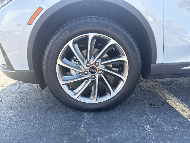 Used 2025 Lincoln Corsair AWD w/ Equipment Group 101A image 30